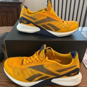 Reebok Speed 21 TR, size 11.5, yellow/navy